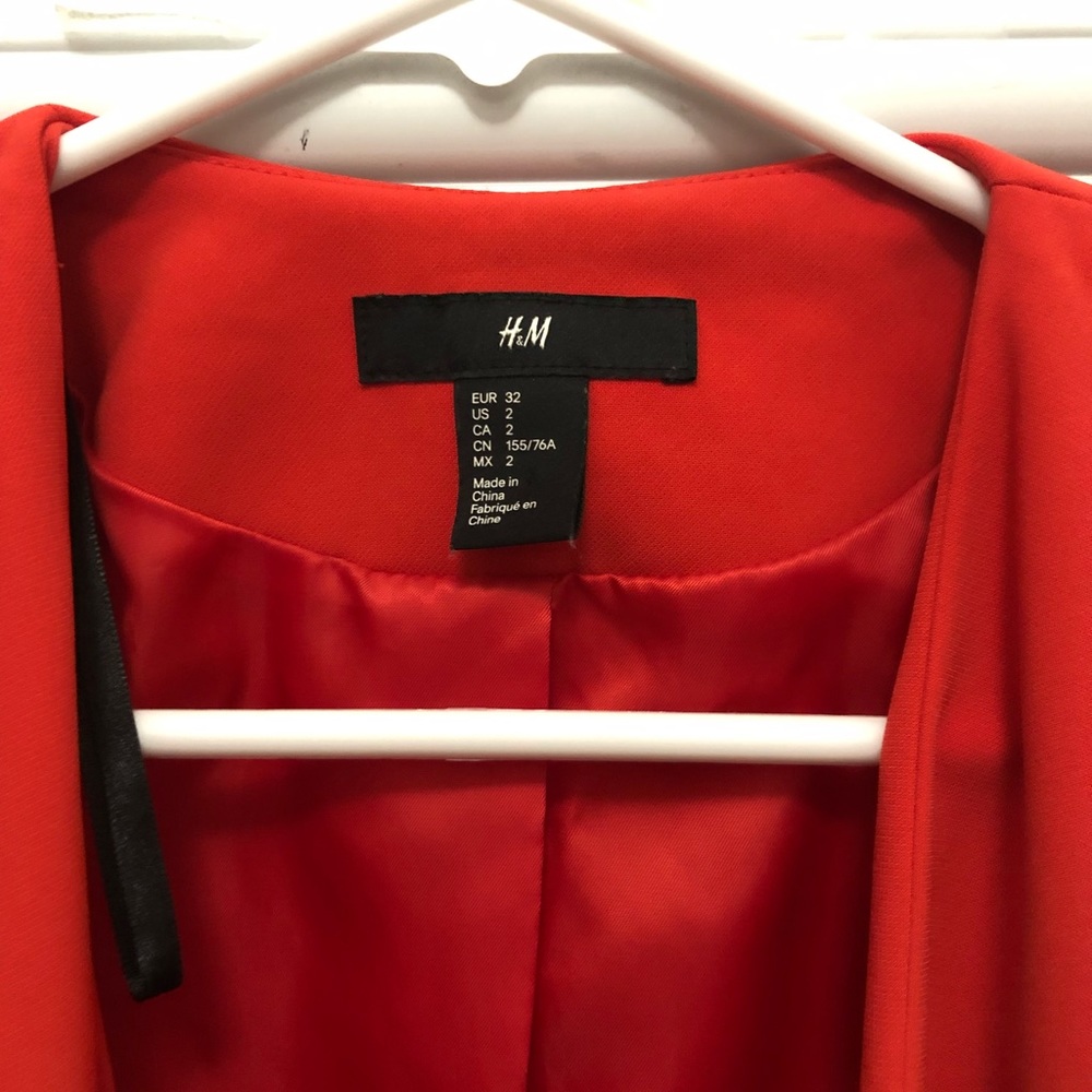 Red blazer - Picture 2 of 3